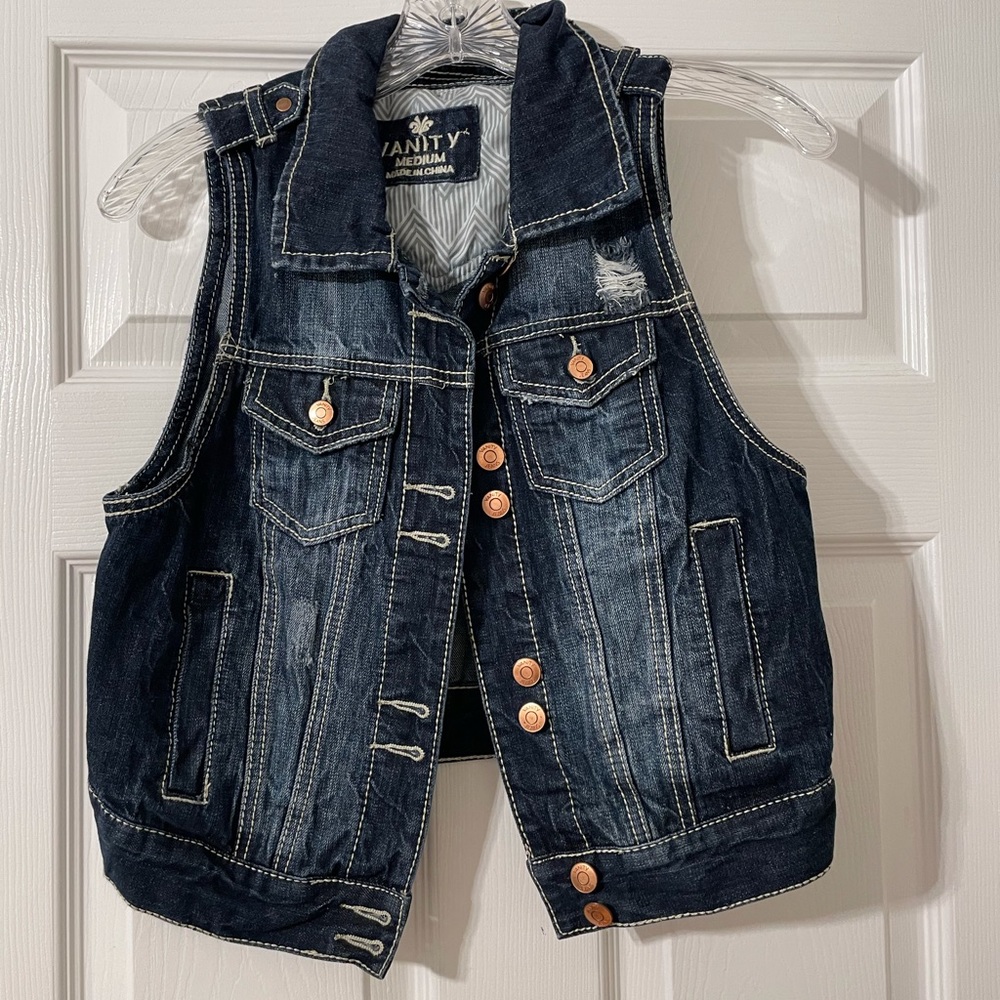 MEDIUM VANITY DARK JEAN JACKET